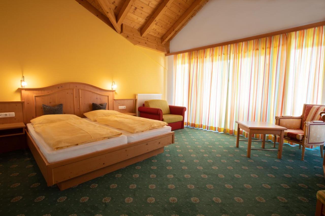 Hotel Konigsleiten Vital Alpin Buitenkant foto